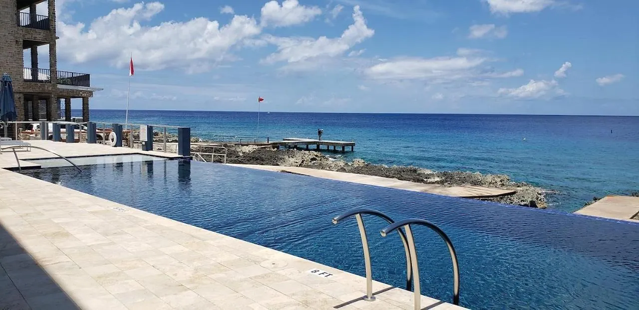 דירה ווסט ביי Lighthouse Point Residences