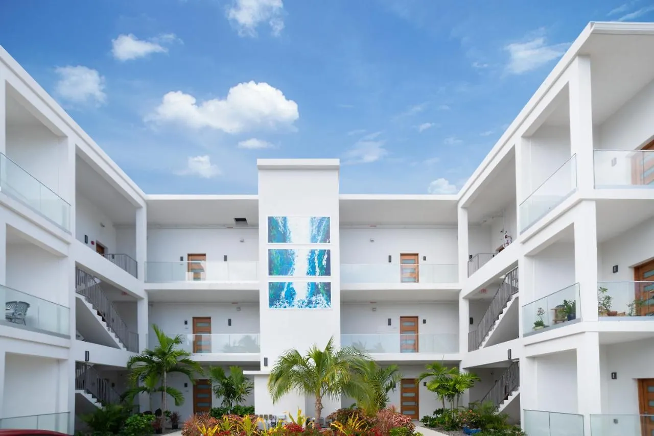 Lighthouse Point Residences West Bay Apartmán