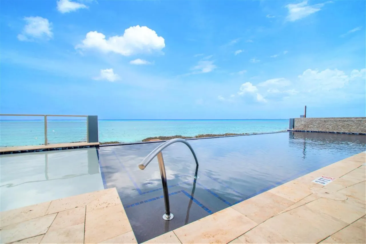 Lighthouse Point Residences West Bay Apartmán