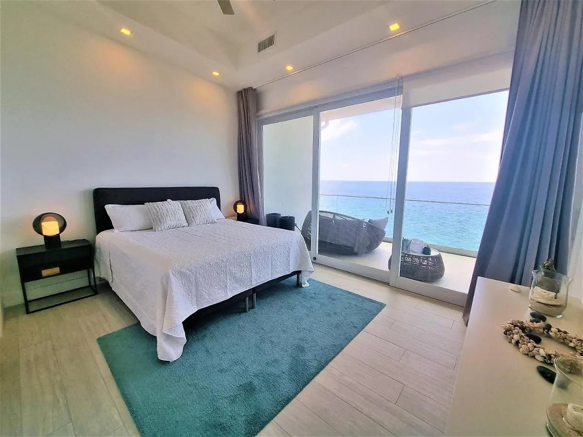 Lighthouse Point Residences West Bay 0*,  Kajmanské ostrovy